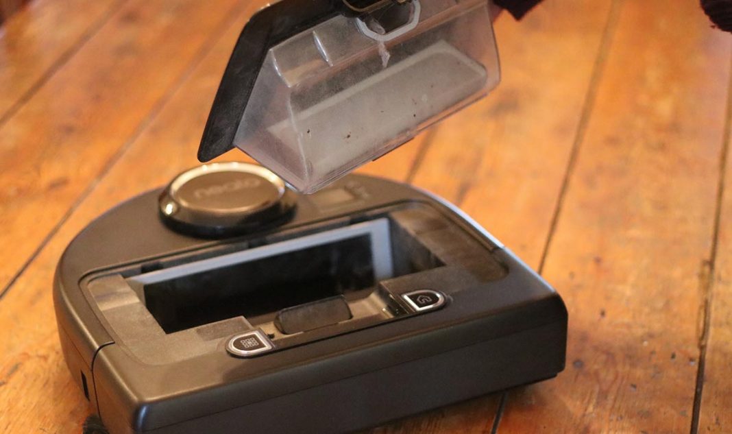 Best Vacuum For Pet Hair Detailed Review Of Neato Botvac and Dyson